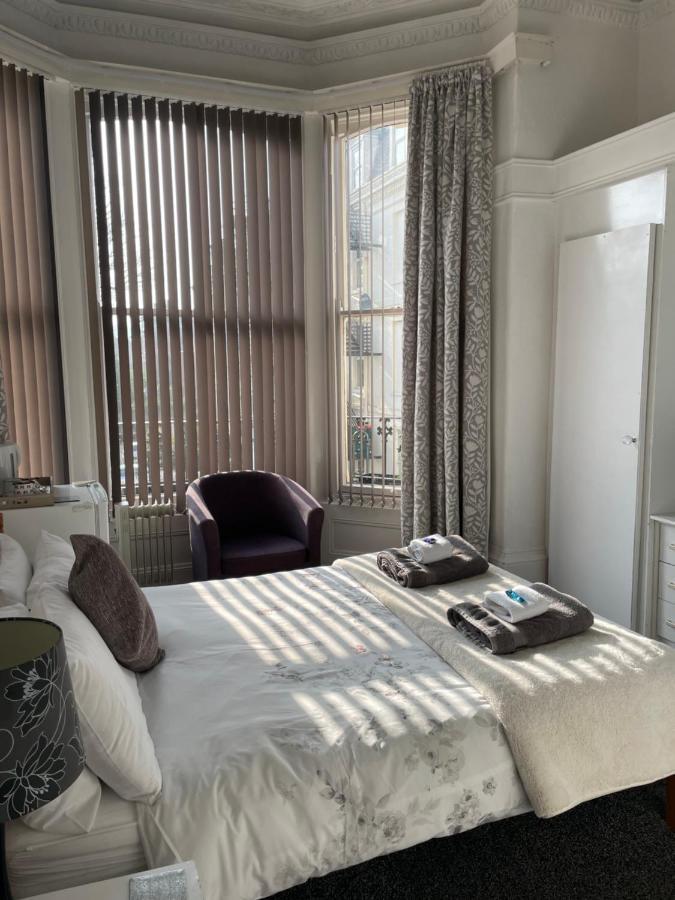 Carlton House Scarborough Hotell Exteriör bild
